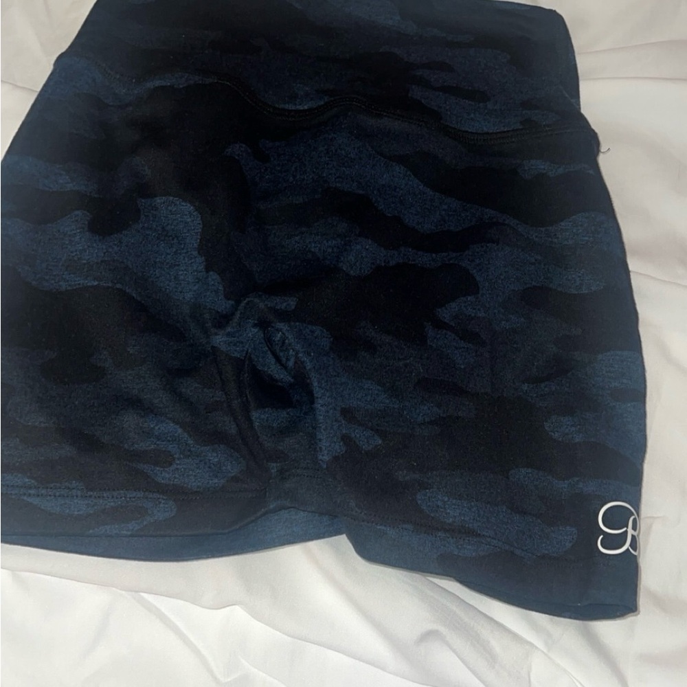 Blue Camouflage bombshell shorts - Picture 2 of 5